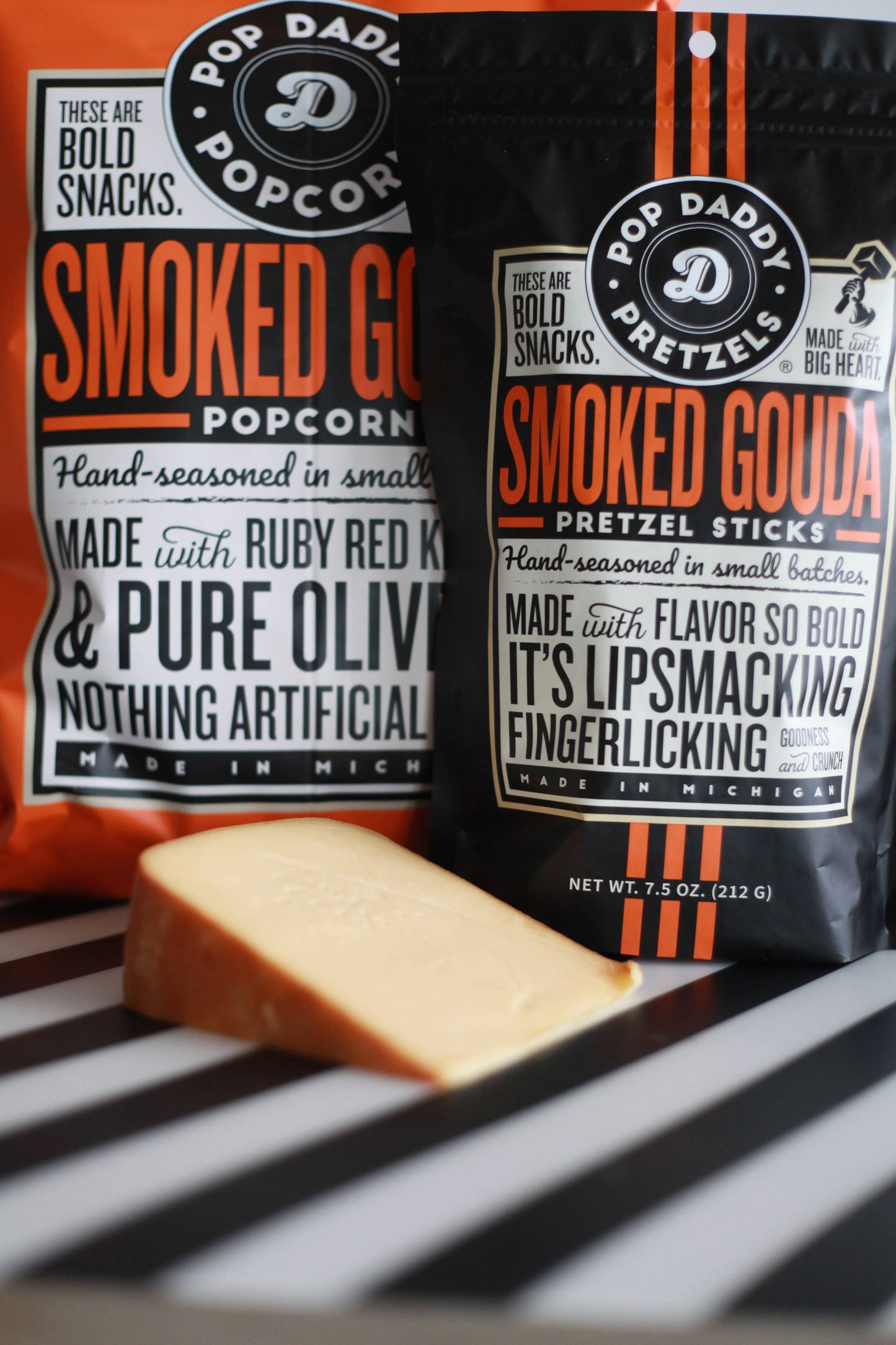 Pop Daddy – Smoked Gouda Seasoned Pretzels 7.5oz (F159)